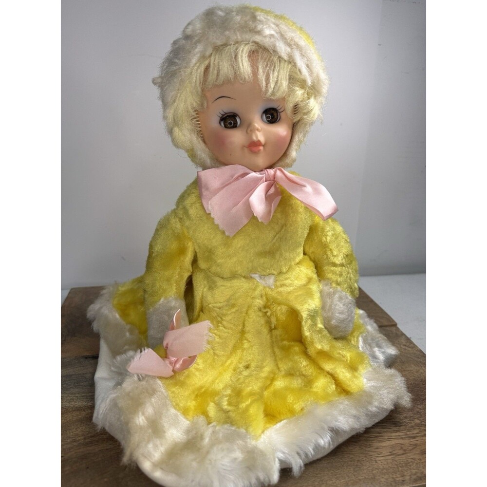 VINTAGE RUBBER FACE PLUSH DOLL PAJAMA Yellow BAG MAKEUP GUND RUSHTON 15"